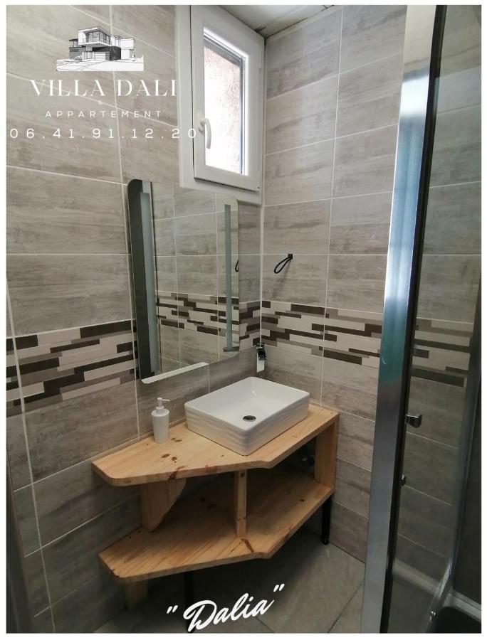 Villadali-Fr Appart Hotel Toulon Clim, Wifi, Terrasse, Cuisine Parking Gratuit Exterior foto